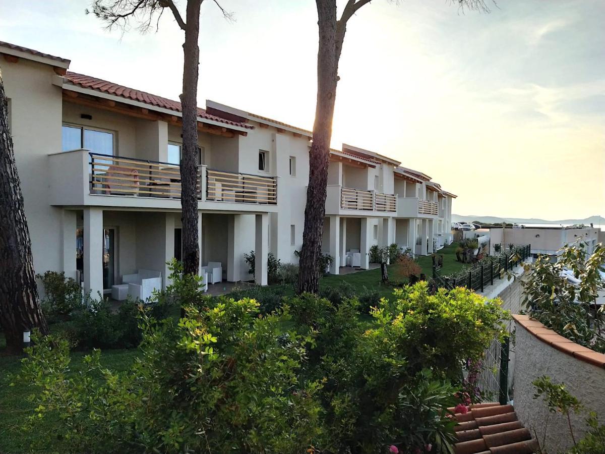 Club Esse Cala Bitta Hotel Baja Sardinia Eksteriør billede