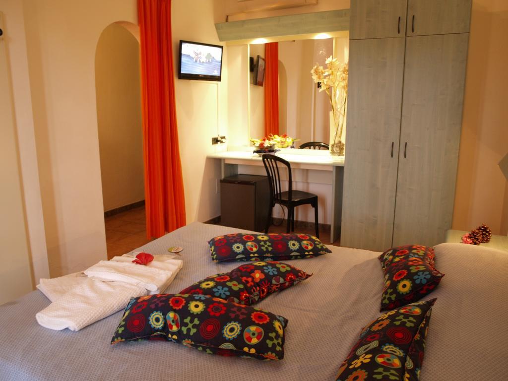 Club Esse Cala Bitta Hotel Baja Sardinia Værelse billede