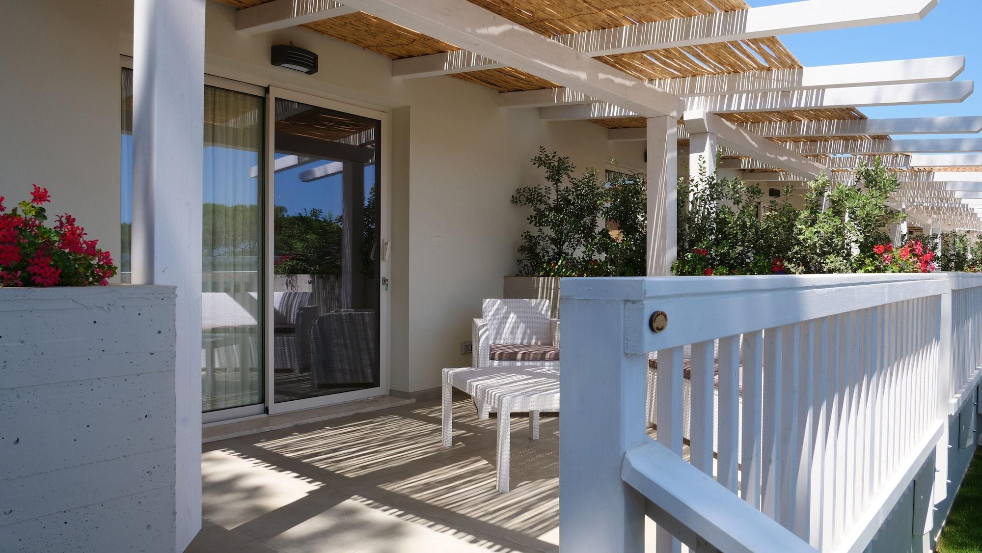 Club Esse Cala Bitta Hotel Baja Sardinia Eksteriør billede