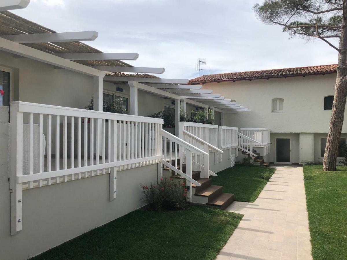 Club Esse Cala Bitta Hotel Baja Sardinia Eksteriør billede